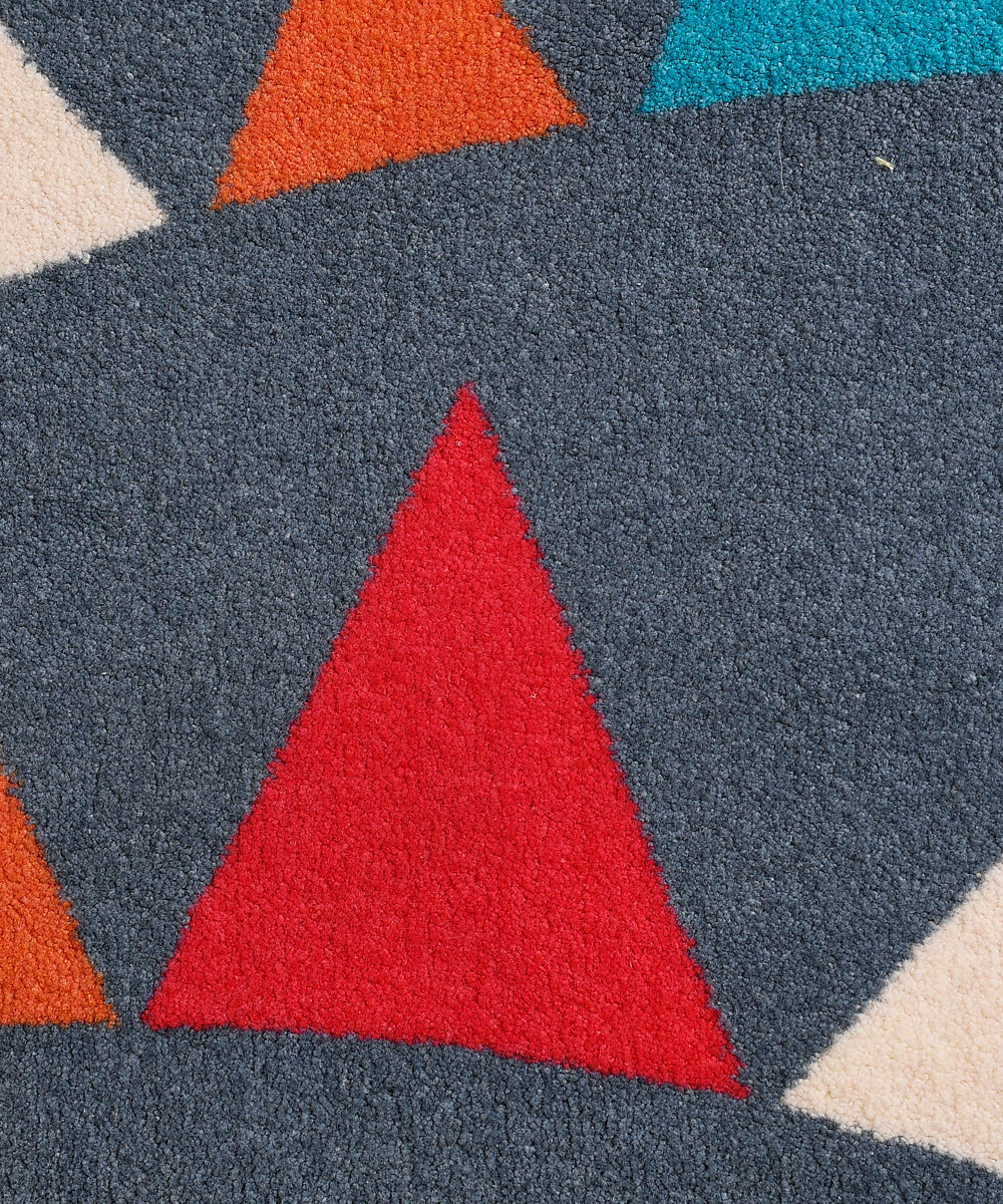 STREAMERS RUG