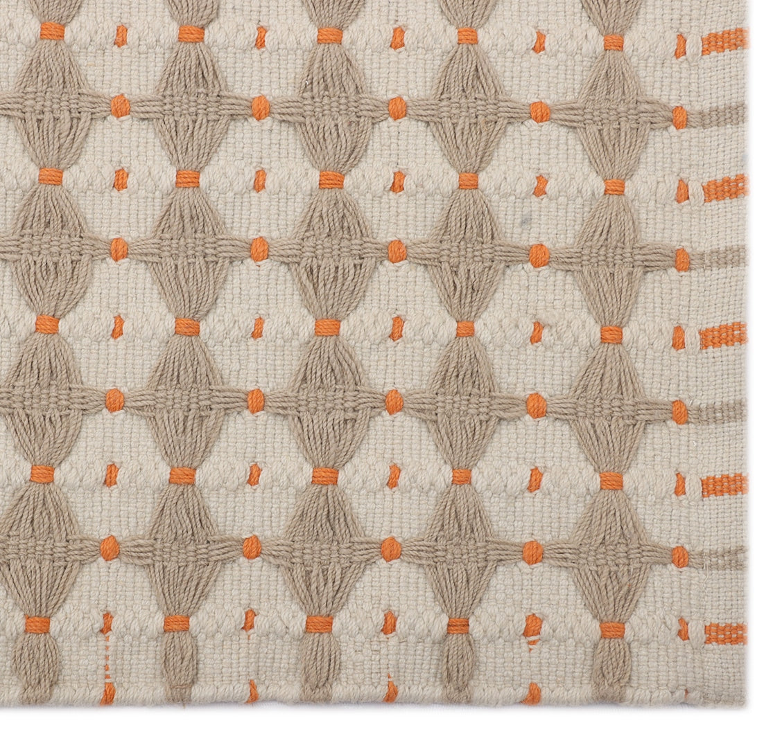 Beige and Orange Hand Woven Rug - 5'x8'