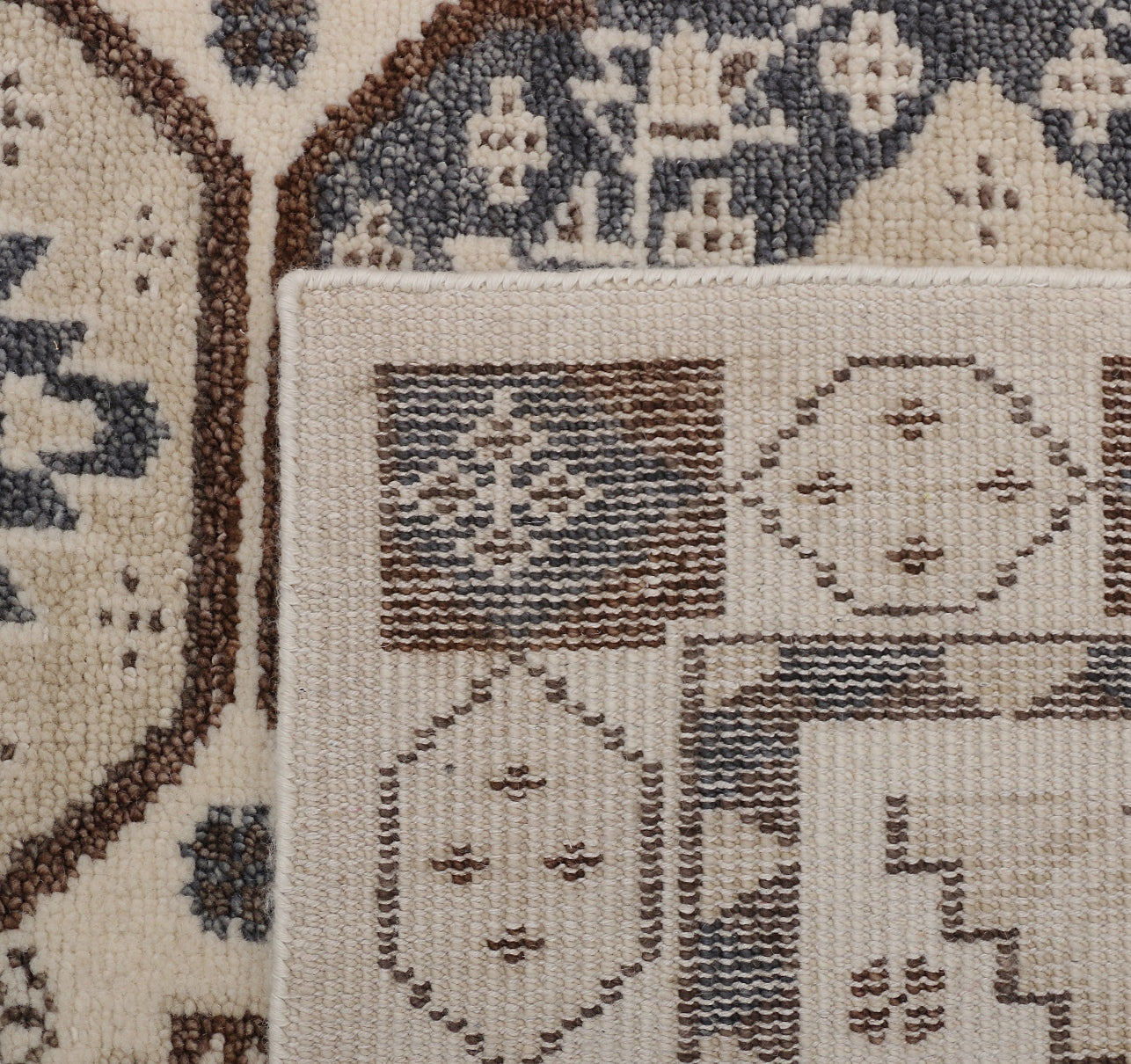 Multicolor Hand Knotted Wool Rug - 5'x8'