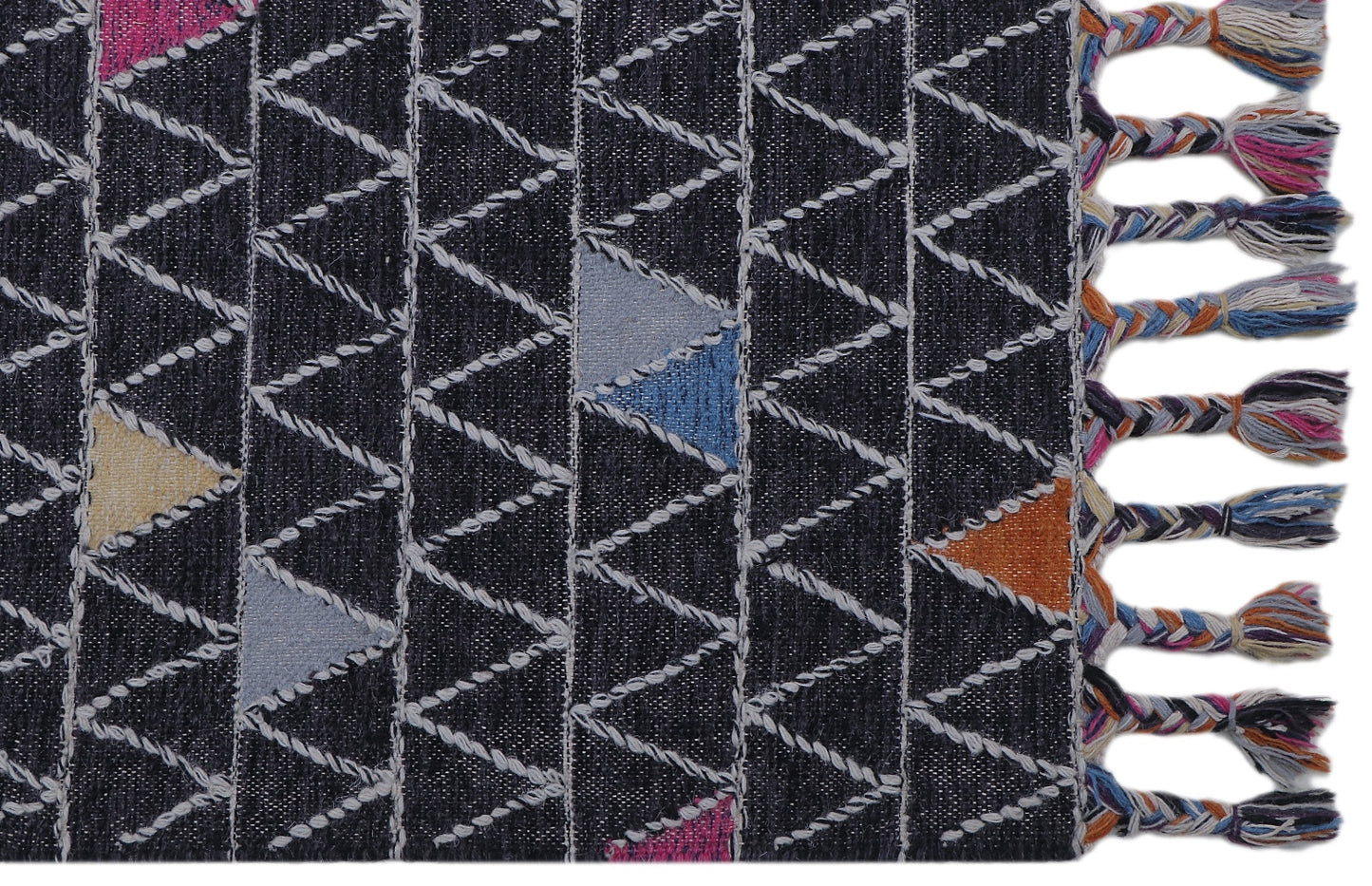 Hand Woven Wool Rug - 5'x8'