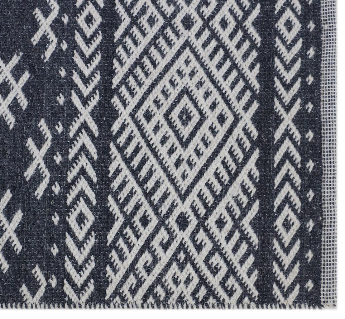 Hand Woven Rug - 5'x8'