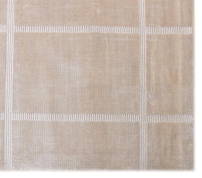 Ivory Hand Tufted Viscose Rug - 5'x8'