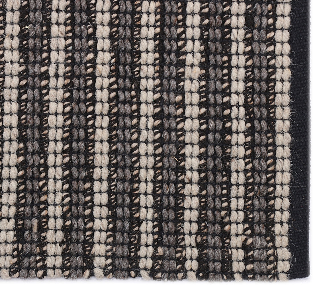 Grey and Natural Hand Woven Wool Rug - 3'x5'